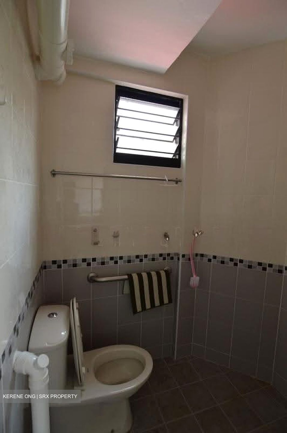 Blk 208 Jurong East Street 21 (Jurong East), HDB 3 Rooms #636765671